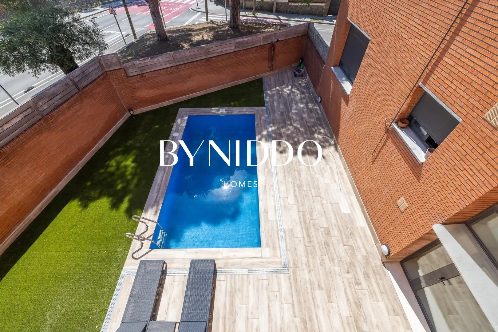 Piscina de Pis en venda en Sant Cugat del Vallès amb Aire condicionat, Calefacció i Parquet