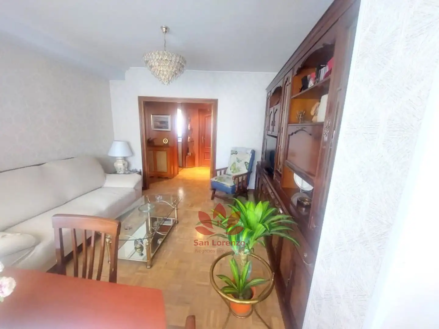 Sala d'estar de Pis en venda en Madrid