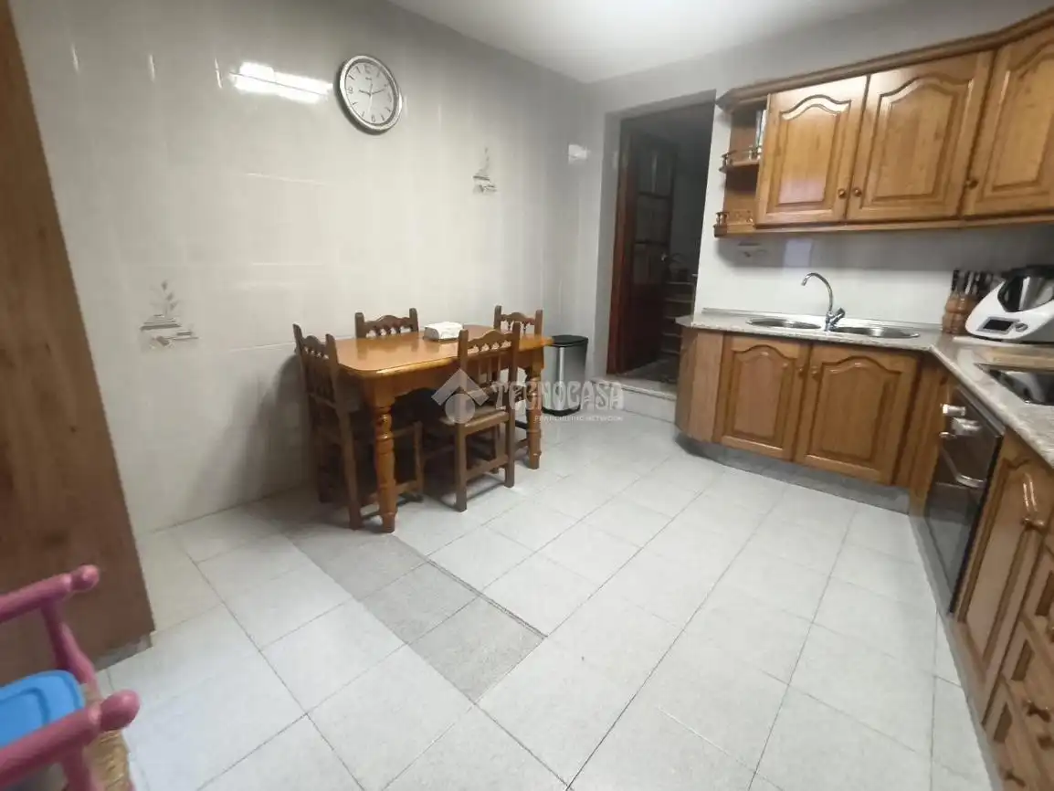 Casa aparellada en venda a Casabermeja, imagen 8