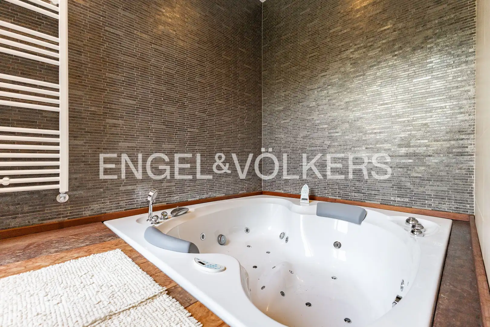 Bathroom of Houses for rent in Sant Andreu de Llavaneres  with Air Conditioner, Heating and Private garden