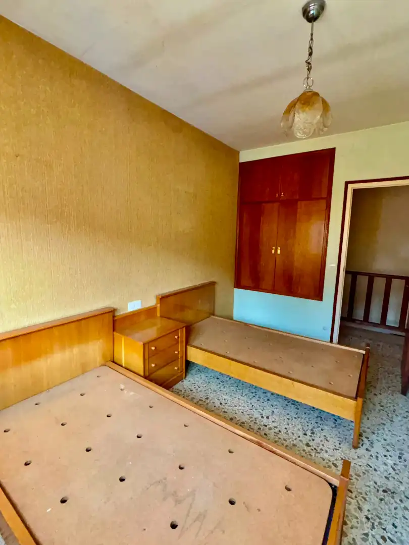 Bedroom of Detached homes for sale in Salt  with Heating, Balcony and Alarm
