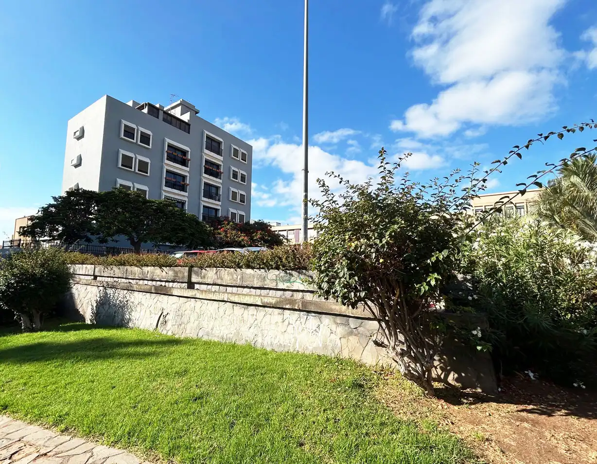 Vista exterior de Local en venta en Santa Cruz de Tenerife
