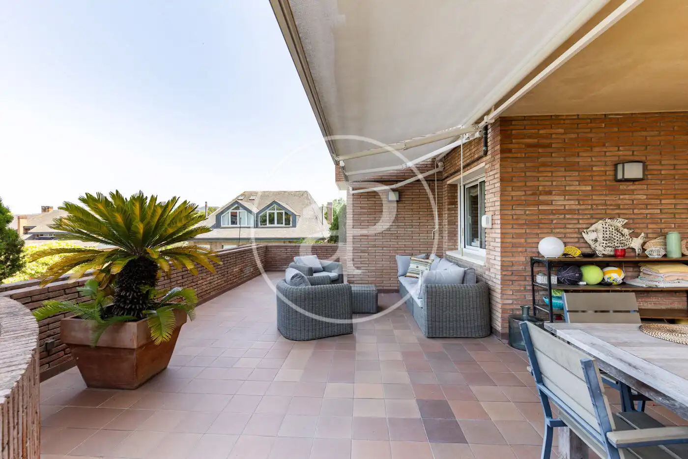 Terrassa de Pis en venda en Sant Cugat del Vallès amb Aire condicionat, Calefacció i Jardí privat