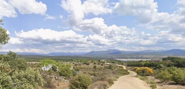 Casa-chalet en Venta en  Polígono 2 Paraje 143 PEÑAGUILA, 671 en El Berrueco