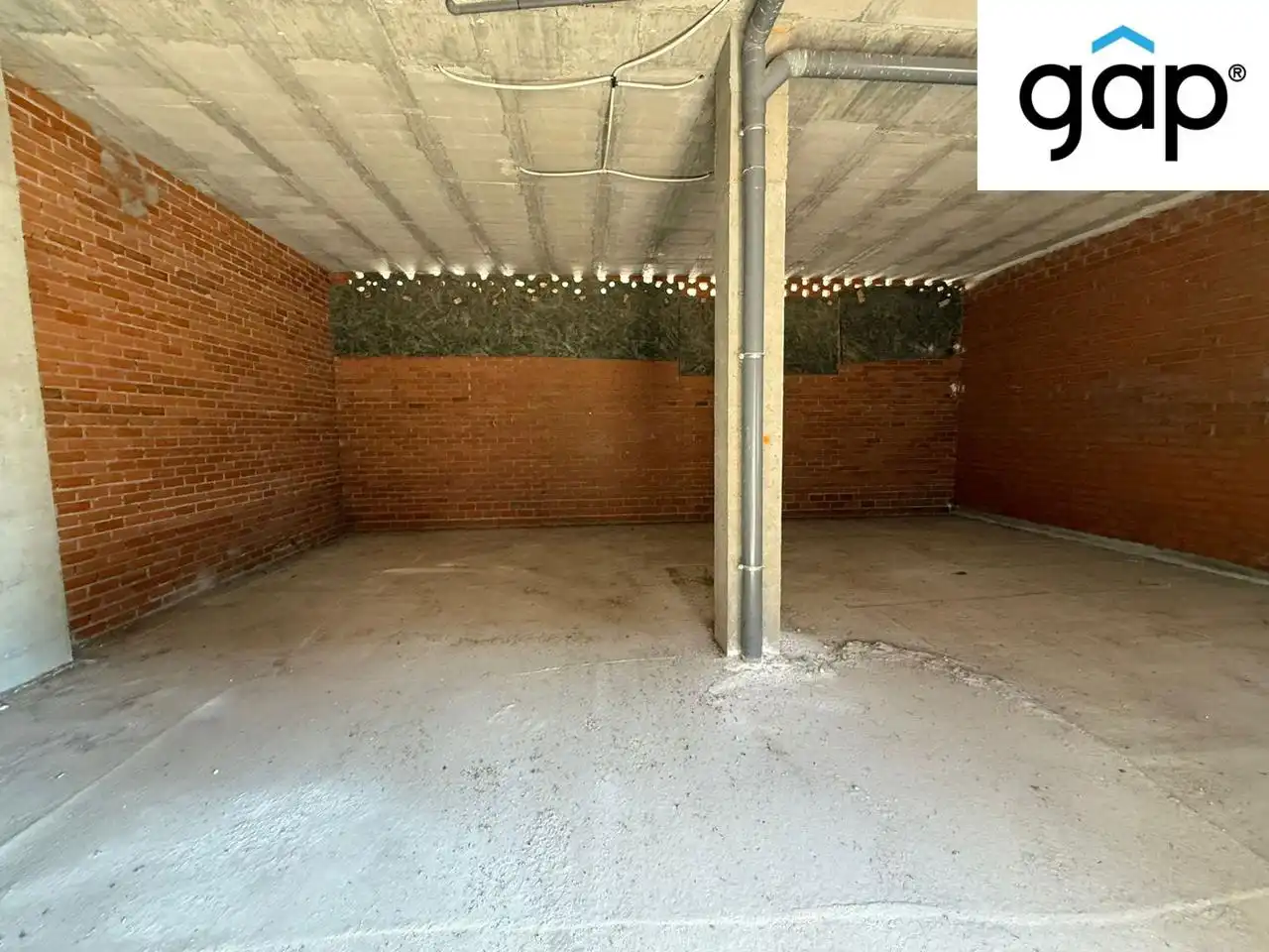 Local comercial en venda a María Luisa Menéndez Calleja, imagen 6