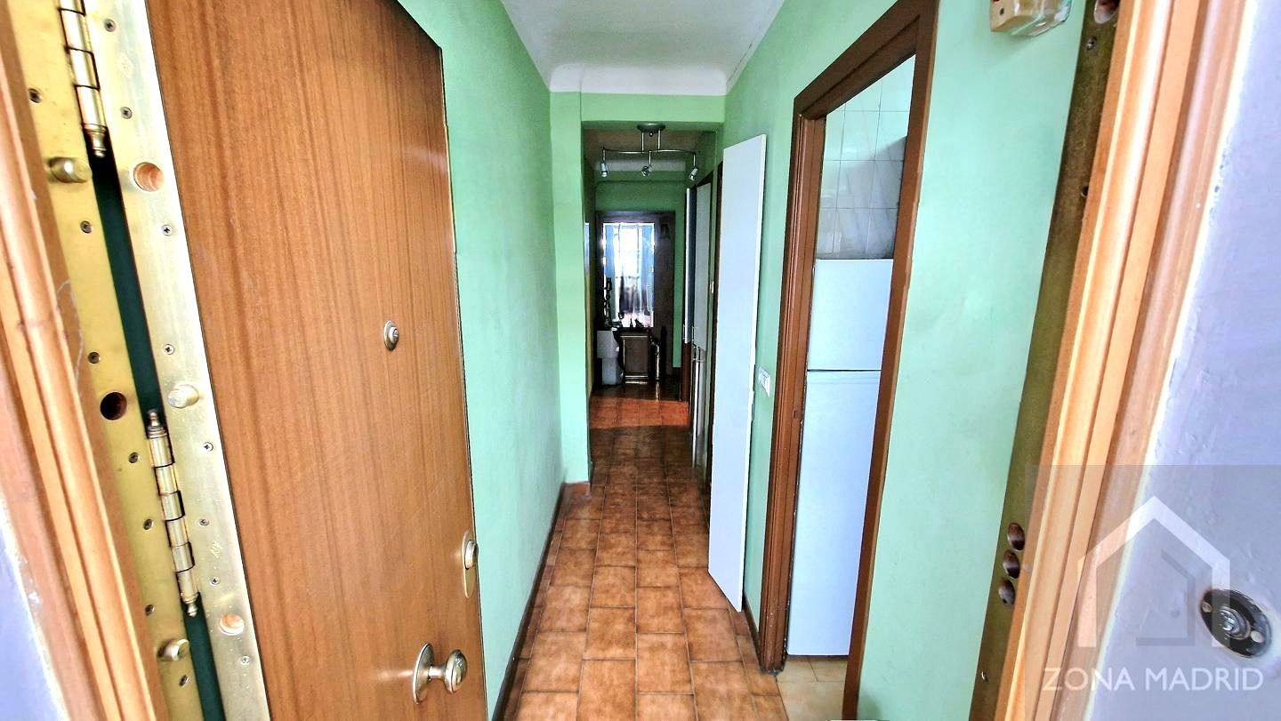 Flat for sale in  Madrid Capital  with Terrace