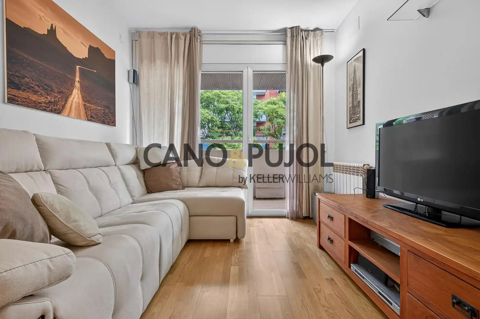 Sala d'estar de Pis en venda en Sant Just Desvern amb Aire condicionat, Calefacció i Terrassa