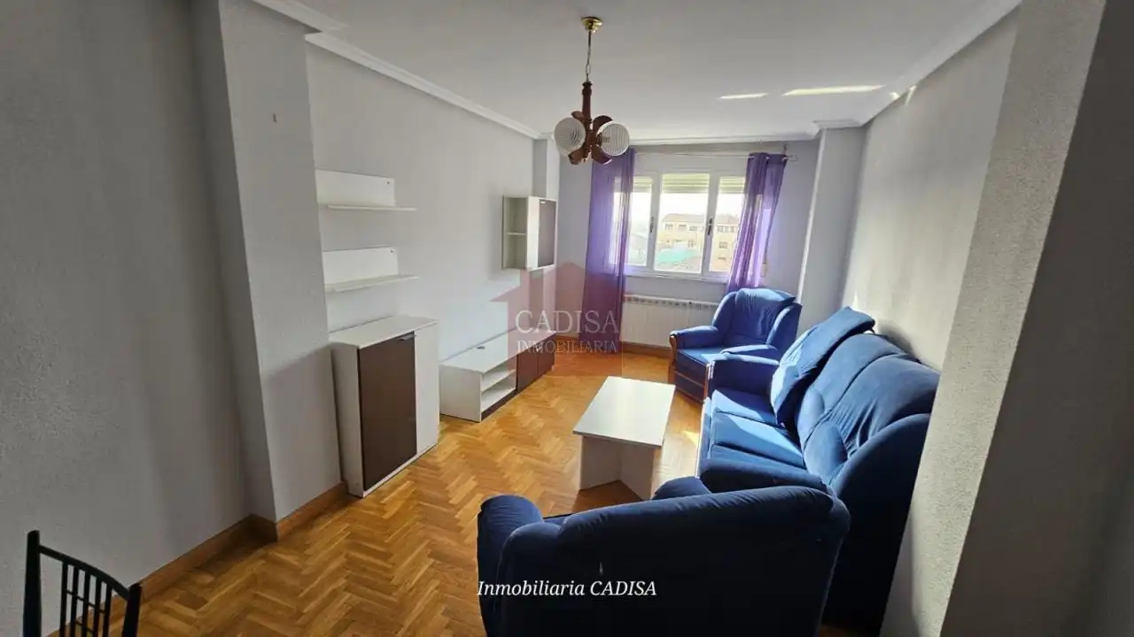 Sala d'estar de Pis de lloguer en Villares de la Reina amb Calefacció i Moblat