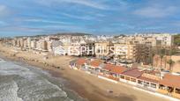 Vista exterior de Apartament en venda en Guardamar del Segura amb Aire condicionat, Terrassa i Balcó