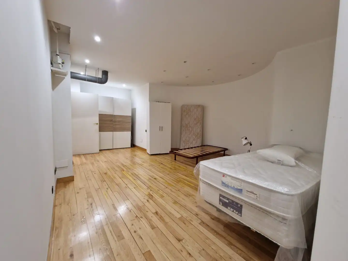 Piso en venta en Calle Calvo Sotelo, Centro - Ayuntamiento