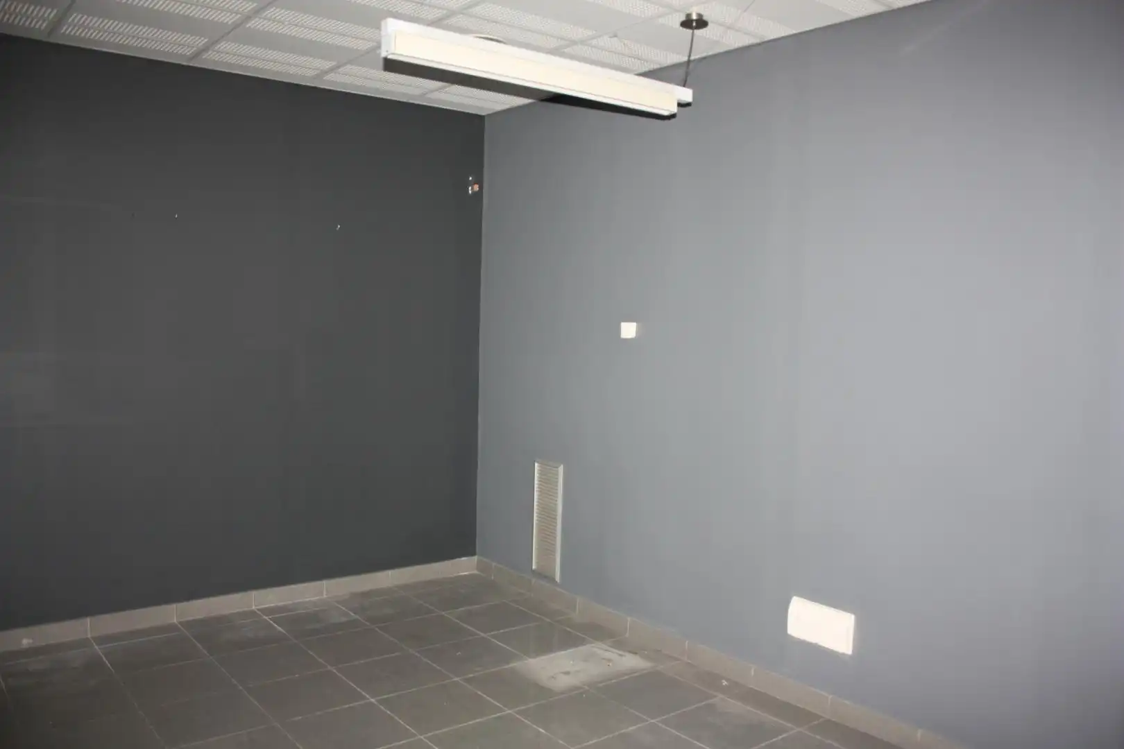 Fabrikhallen zum Verkauf in Riba-roja de Túria