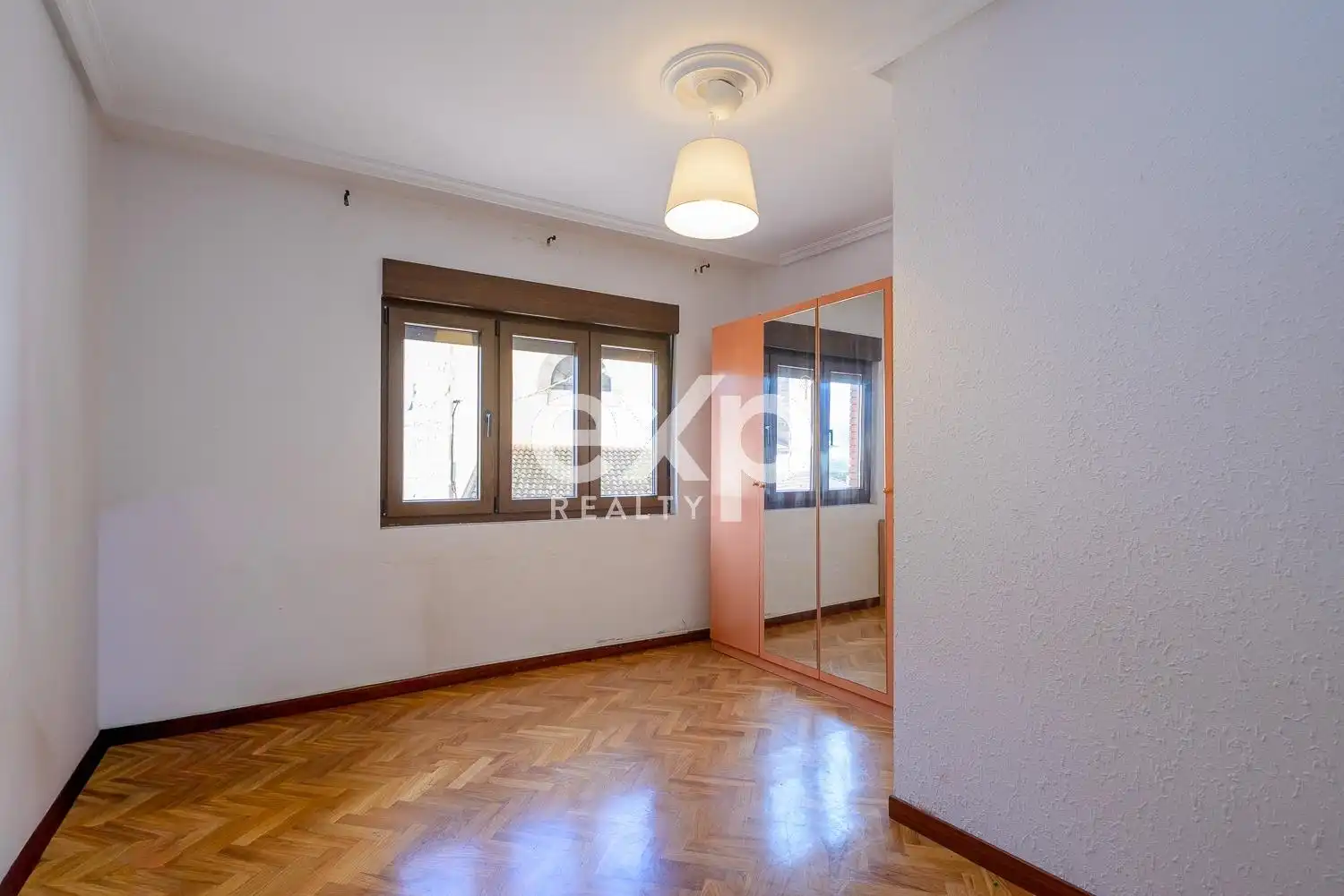 Bedroom of Flat for sale in Aller  with Heating, Terrace and Storage room