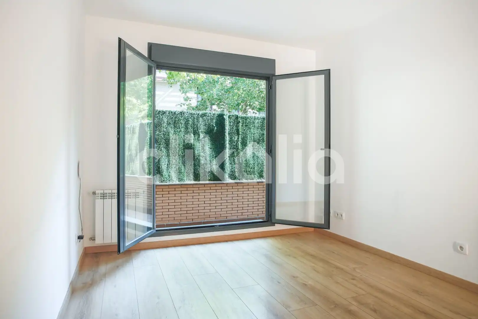 Bedroom of Flat for sale in Las Rozas de Madrid  with Heating, Private garden and Terrace