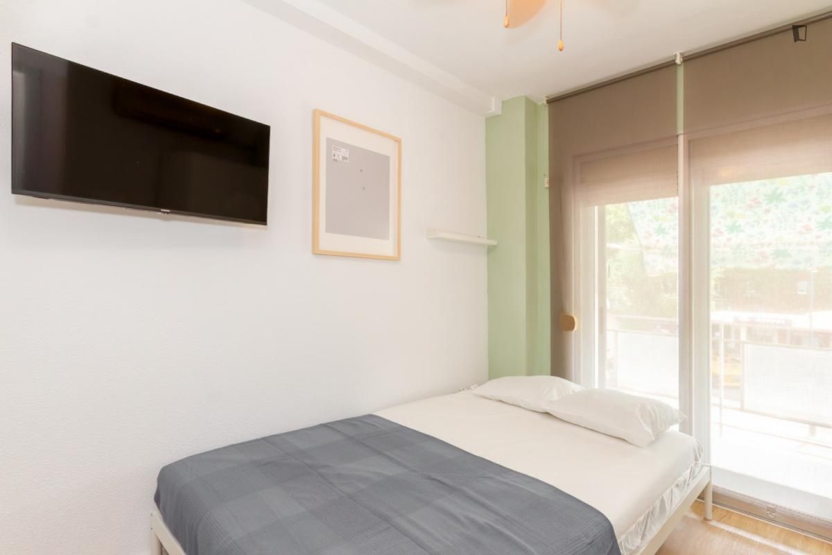 Bedroom of Apartment to share in Alcalá de Henares  with Air Conditioner, Heating and Furnished