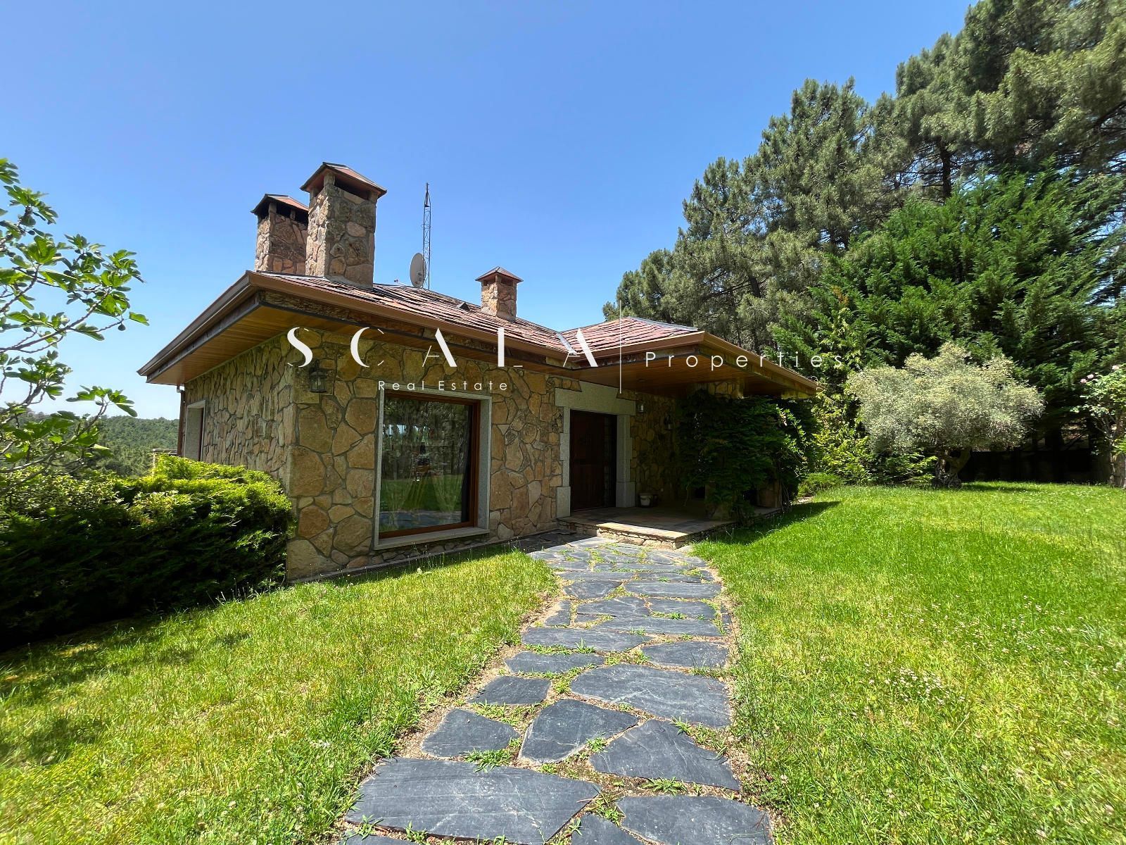 Jardí de Casa o xalet de lloguer en Las Navas del Marqués  amb Calefacció, Jardí privat i Terrassa