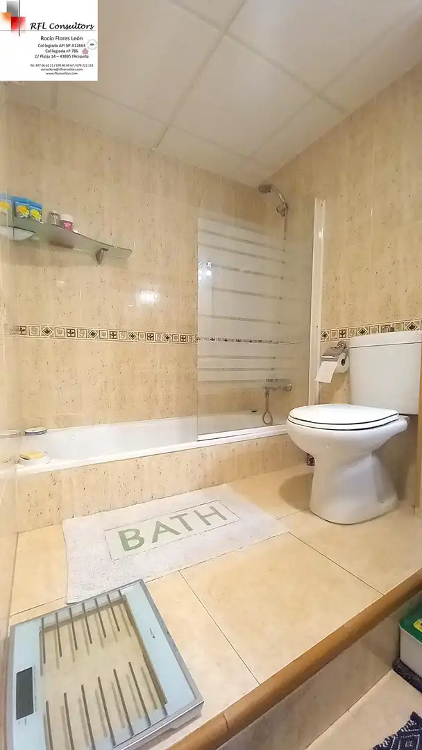 Bany de Àtic en venda en L'Ampolla amb Aire condicionat, Terrassa i Traster
