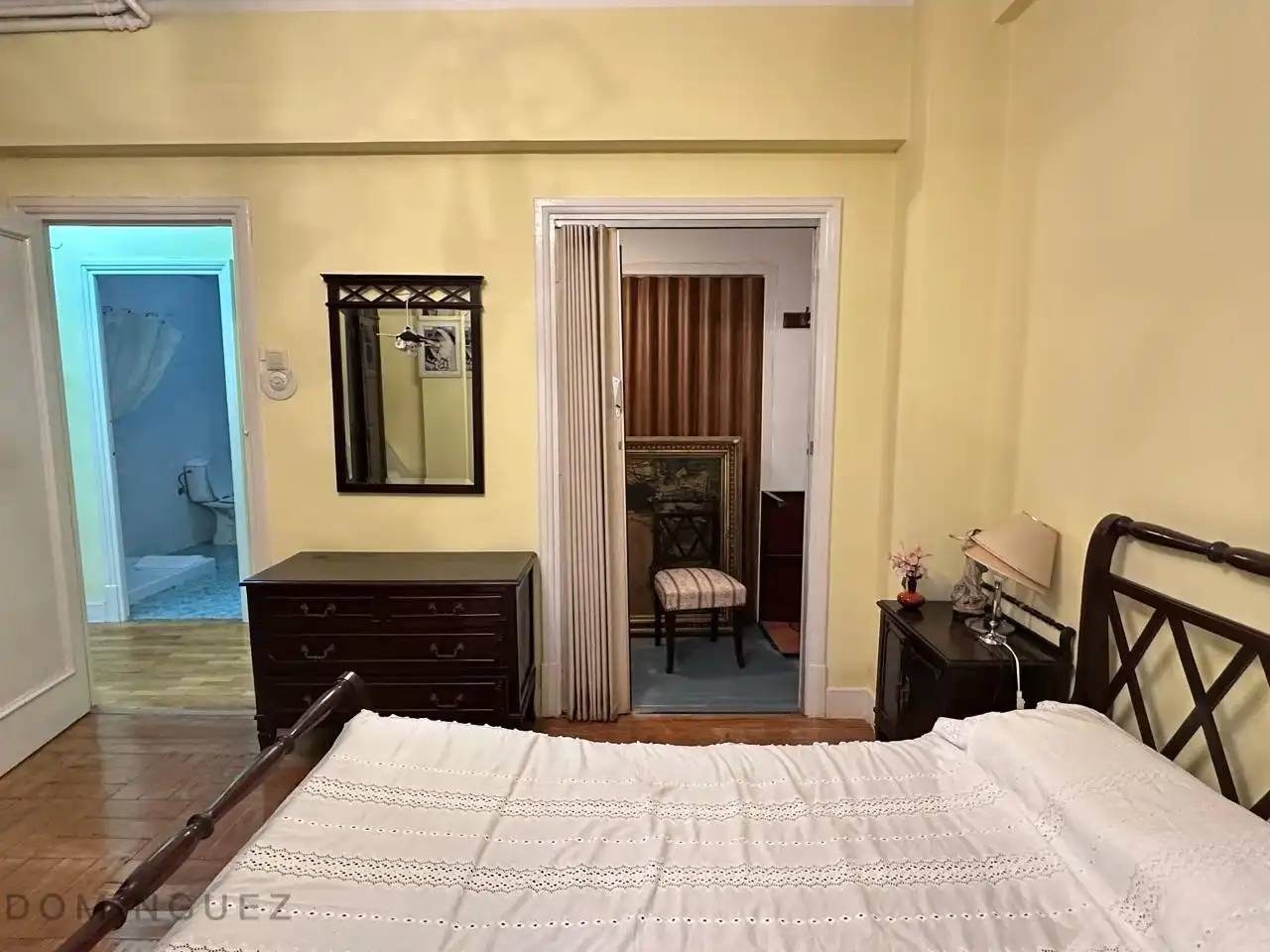 Dormitori de Pis en venda en Vigo  amb Calefacció i Parquet