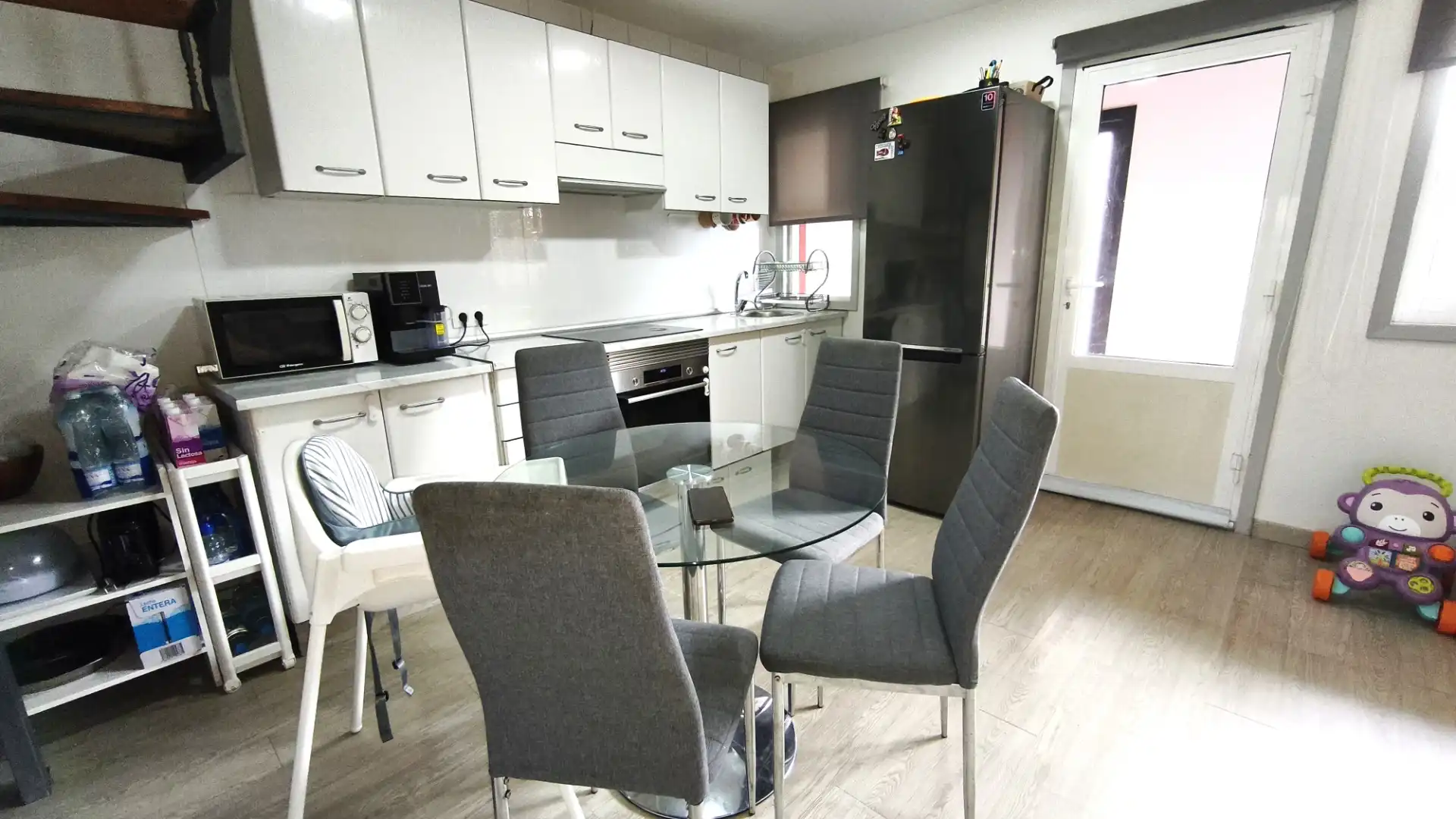 Cocina de Casa o chalet en venta en Gondomar con Jardín privado, Parquet y Terraza