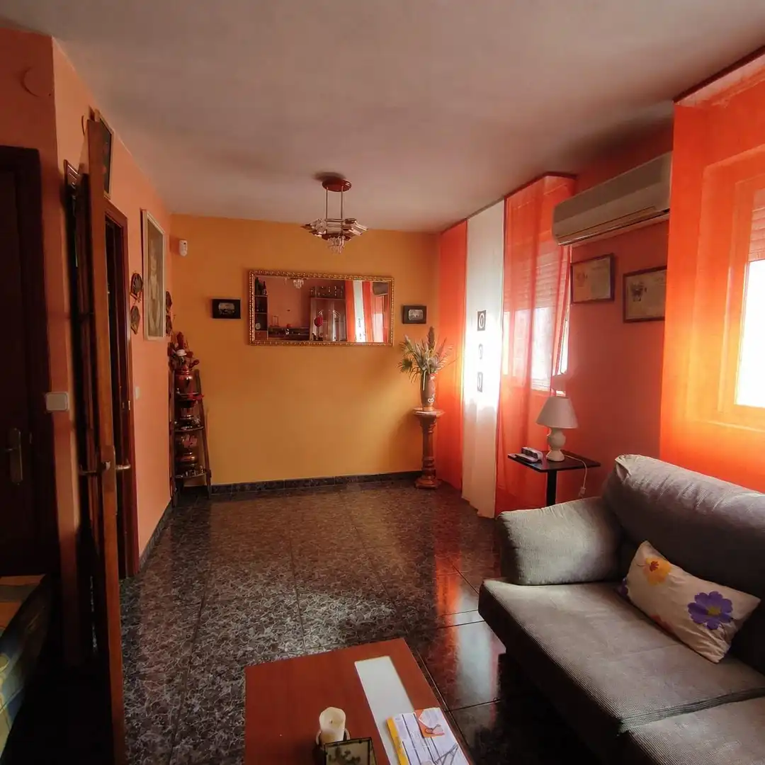 Appartamento con terrazza in vendita a Centro