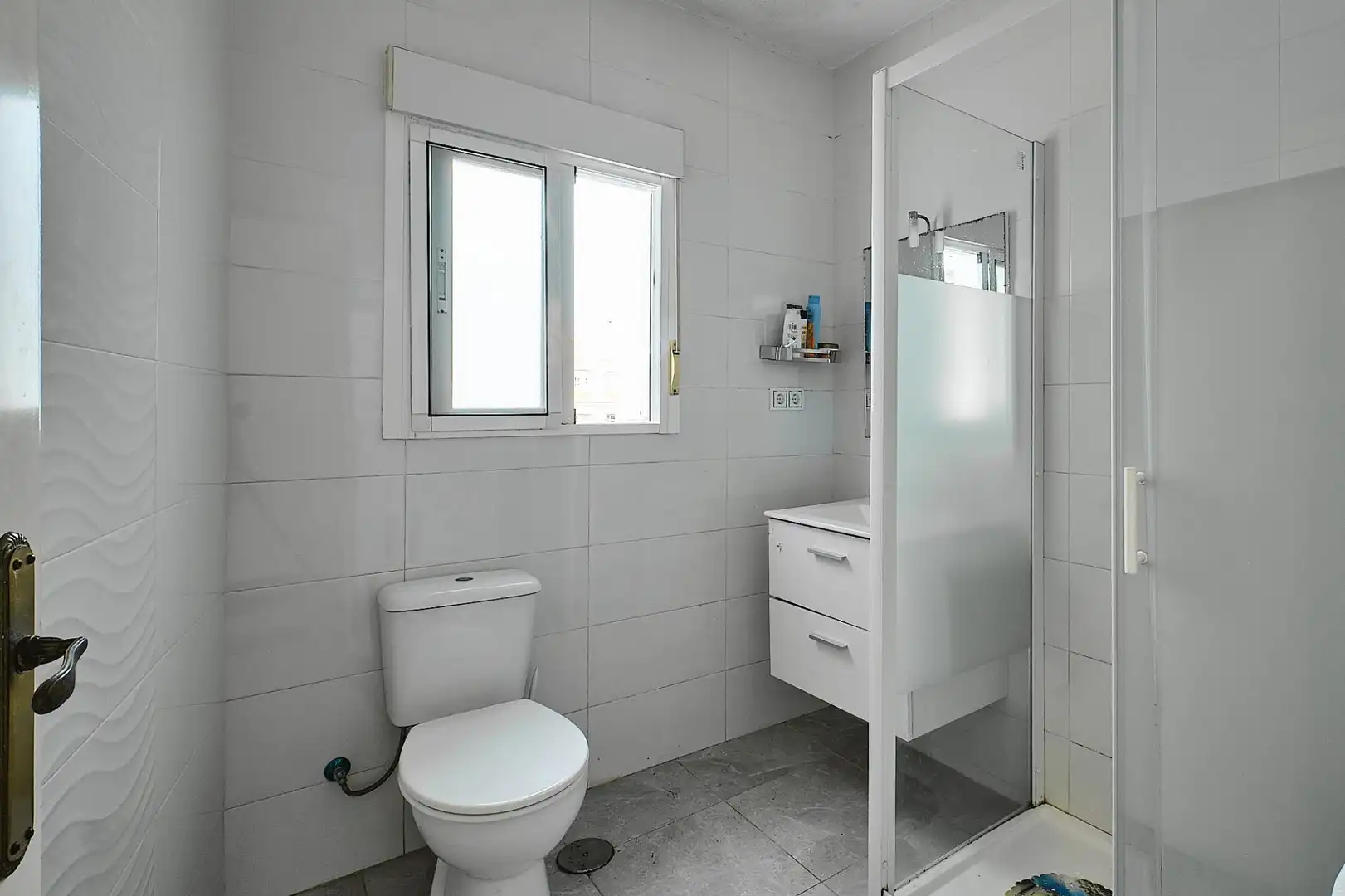 Bathroom of Flat for sale in Cádiz  with Storage room and Balcony