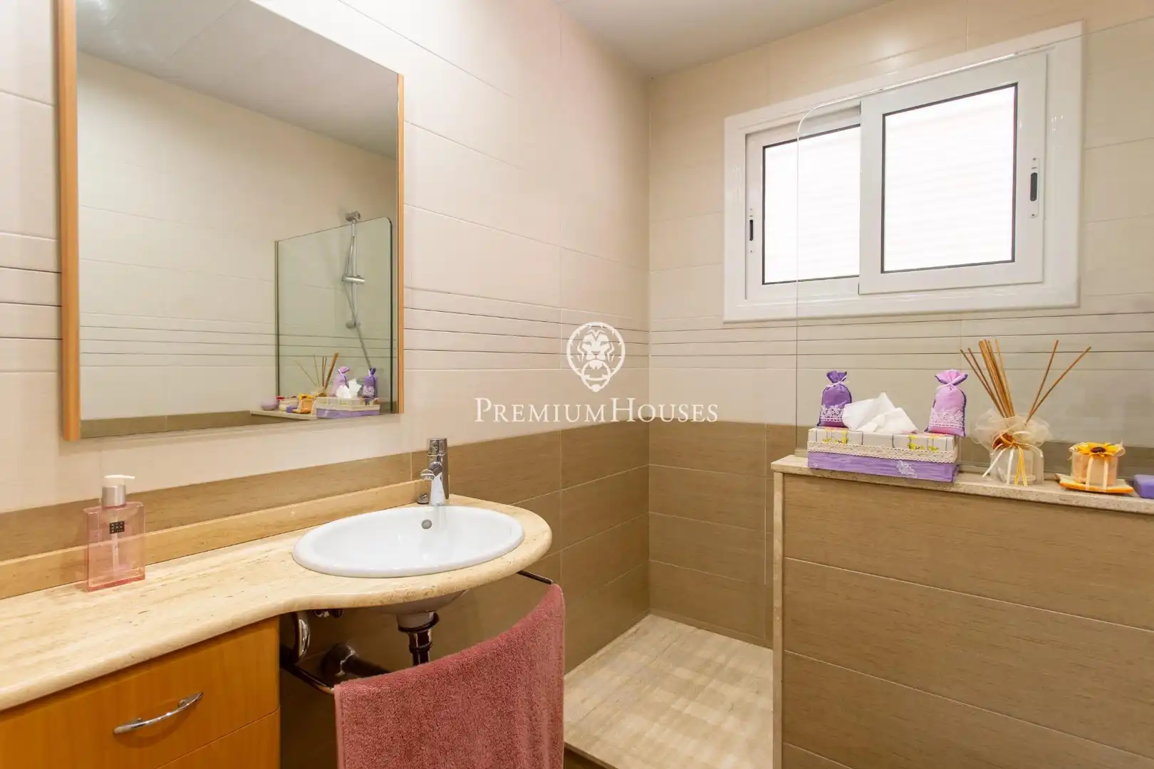 Baño de Casa o chalet en venta en Vallromanes con Calefacción, Jardín privado y Terraza