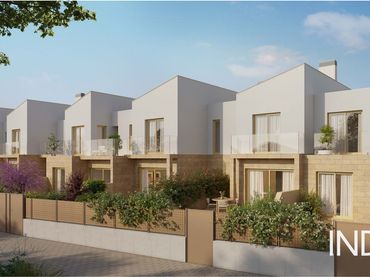 Terraced house with pool for sale in CAMI VELL DE GANDIA