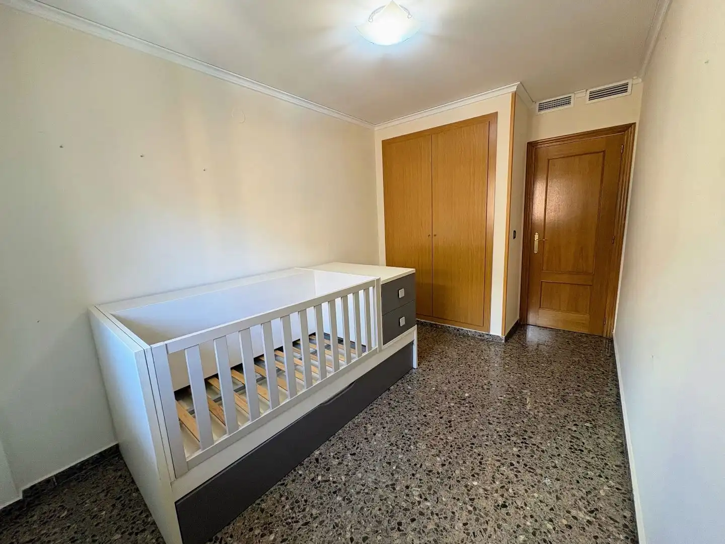 Bedroom of Flat for sale in Alzira