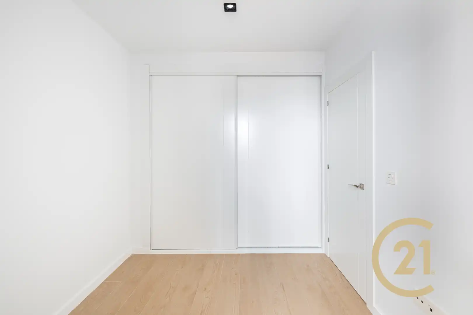 Dormitori de Apartament en venda en Fuengirola amb Balcó