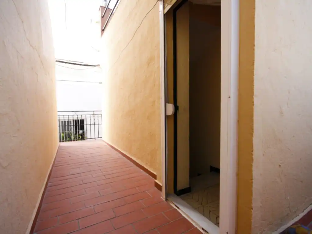 Balcony of Detached homes for sale in Coín