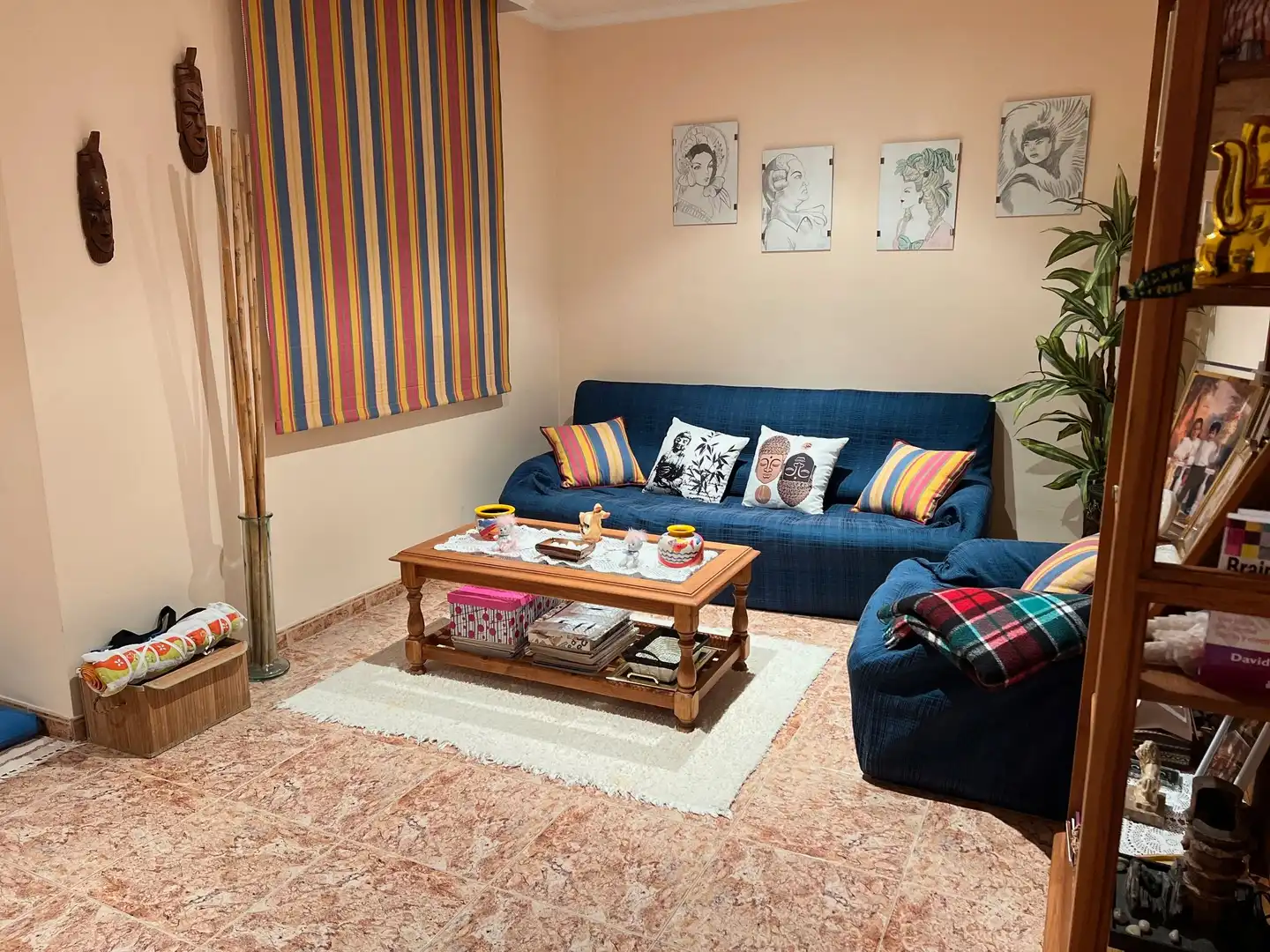 Sala d'estar de Casa o xalet en venda en Tarragona amb Aire condicionat, Terrassa i Piscina