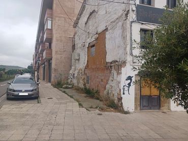 Terreno residenziale in vendita a Calle San Jerónimo Hermosilla 32