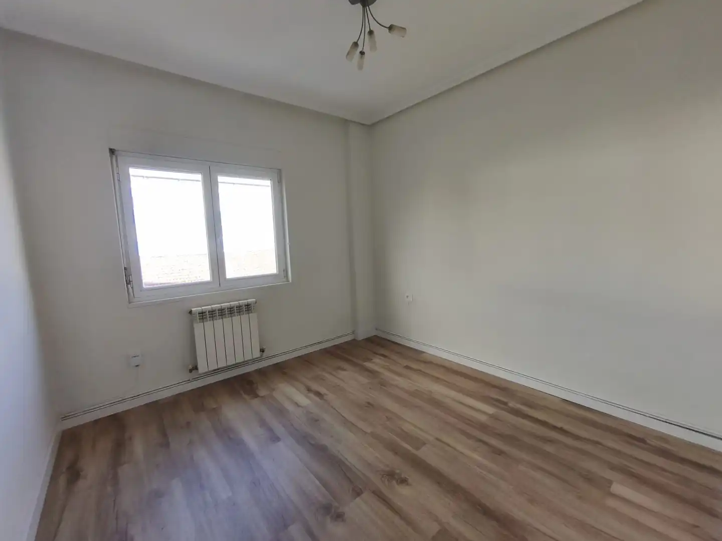 Habitación de Piso en venta en Altsasu / Alsasua con Trastero y Balcón