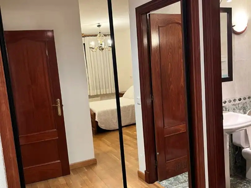 Habitación de Piso de alquiler en Milán - Pumarín - Teatinos