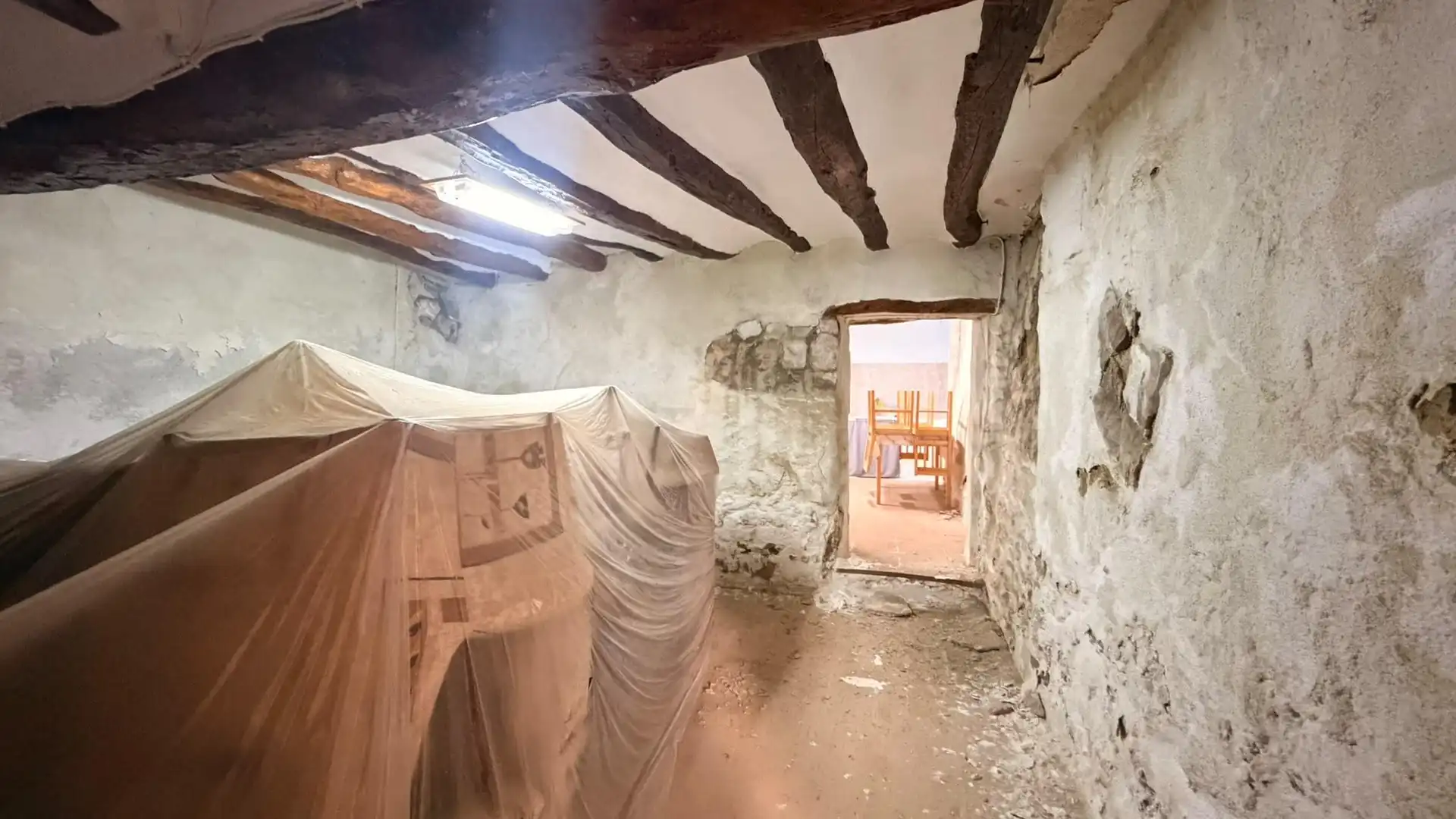 Casa aparellada amb jardí en venda a Ontiñena, imagen 4