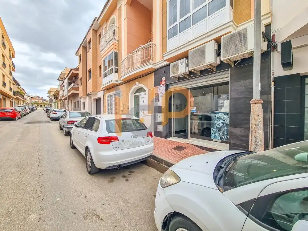 Vista exterior de Local de alquiler en Huércal-Overa con Aire acondicionado