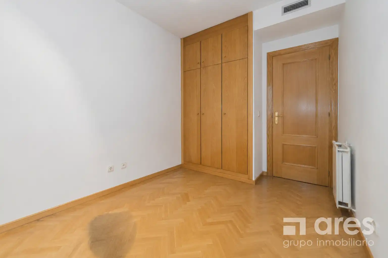 Habitación de Piso en venta en Madrid con Aire acondicionado, Calefacción y Trastero