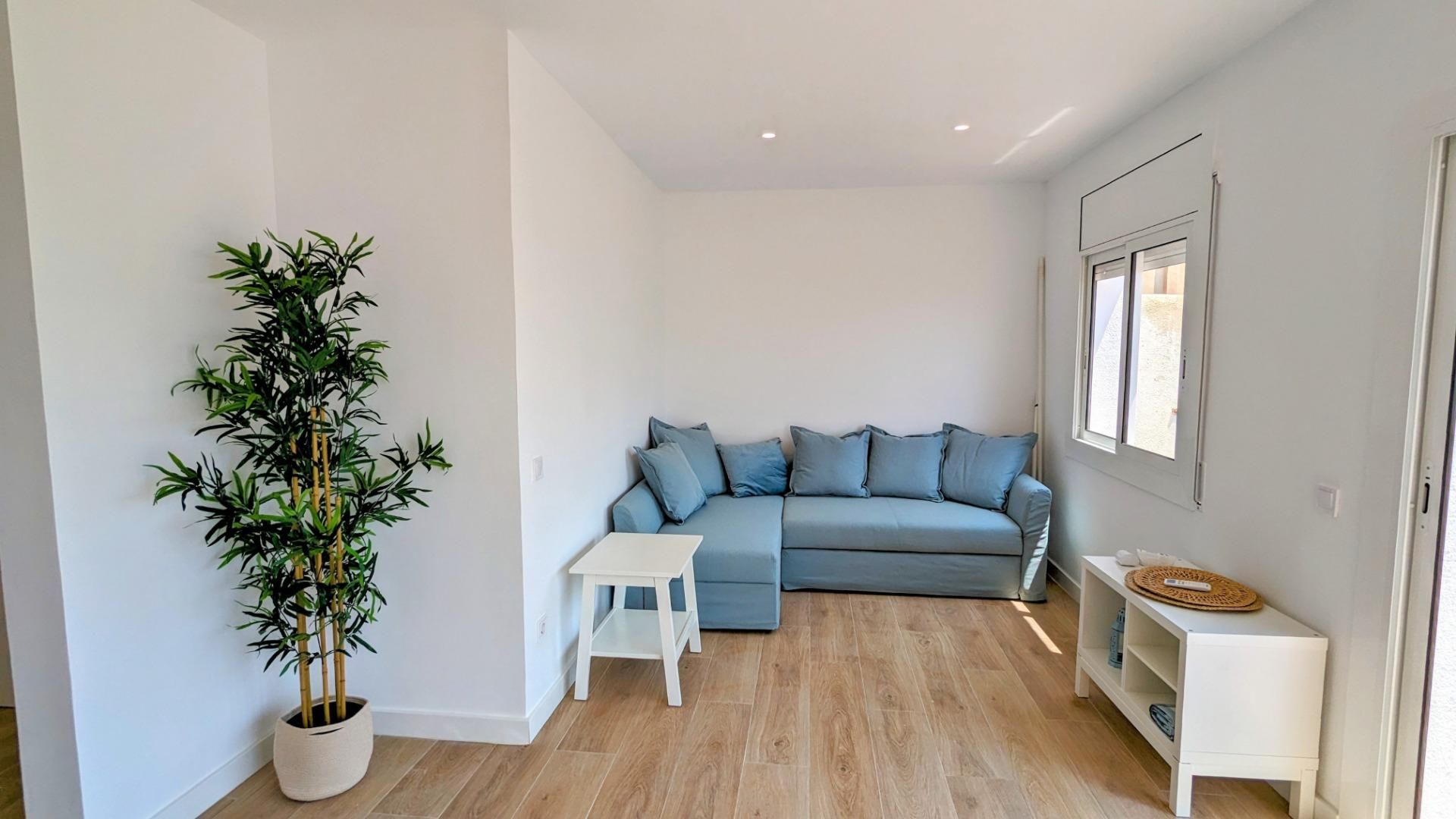 Sala d'estar de Àtic en venda en Calella amb Terrassa i Balcó