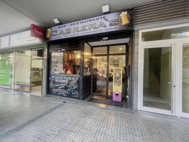 Local comercial en Alquiler en Rambla de Francesc Macià, 65 en Sant Pere Nord