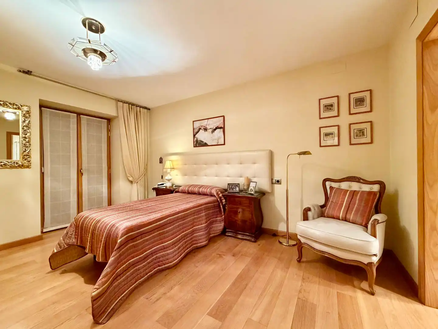 Dormitori de Casa o xalet en venda en Bossòst amb Calefacció, Parquet i Terrassa