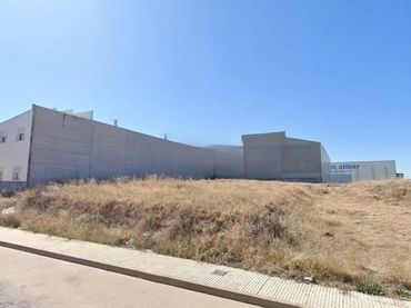 Terreno industrial en venta en Castellanos de Moriscos