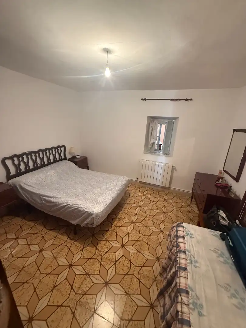 Dormitori de Casa o xalet en venda en El Bonillo amb Calefacció, Jardí privat i Moblat