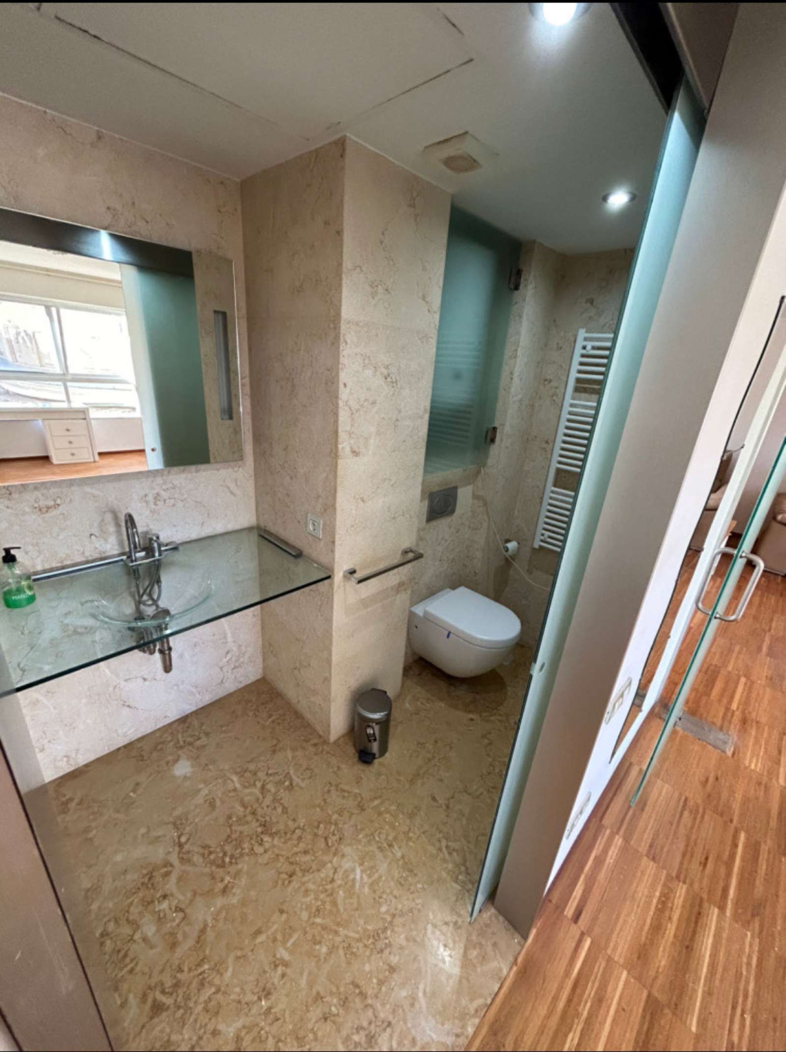 Bathroom of Flat to share in  Murcia Capital  with Air Conditioner, Heating and Terrace