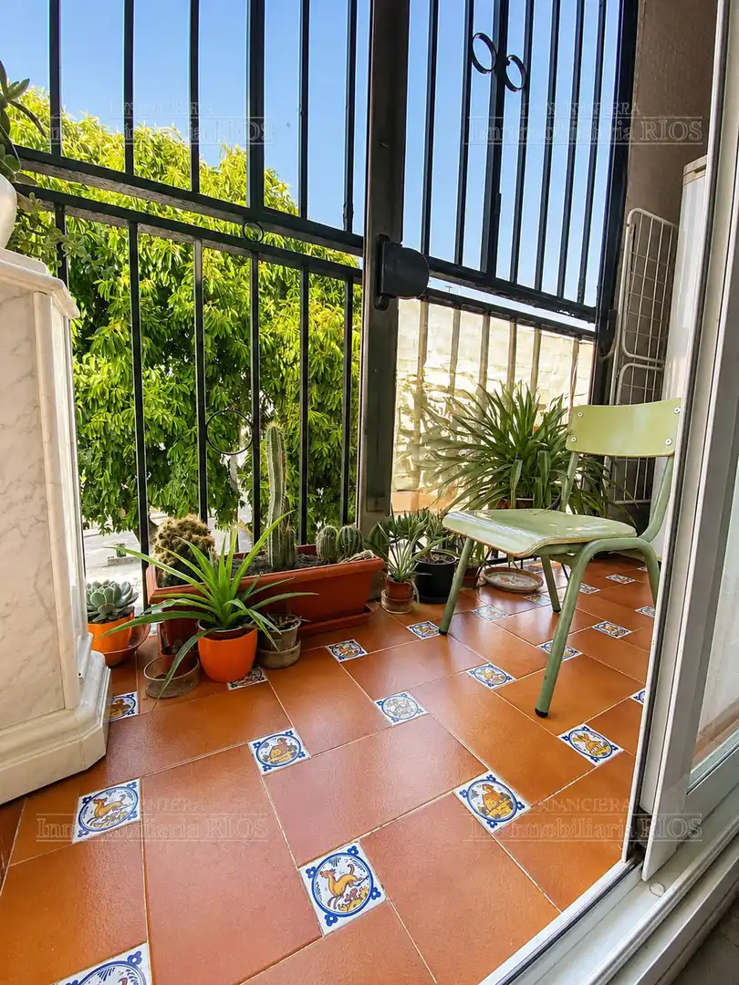 Terraza de Piso en venta en Mairena del Alcor con Aire acondicionado