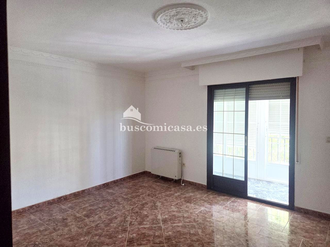 Bedroom of Flat for sale in Torredonjimeno  with Heating and Balcony