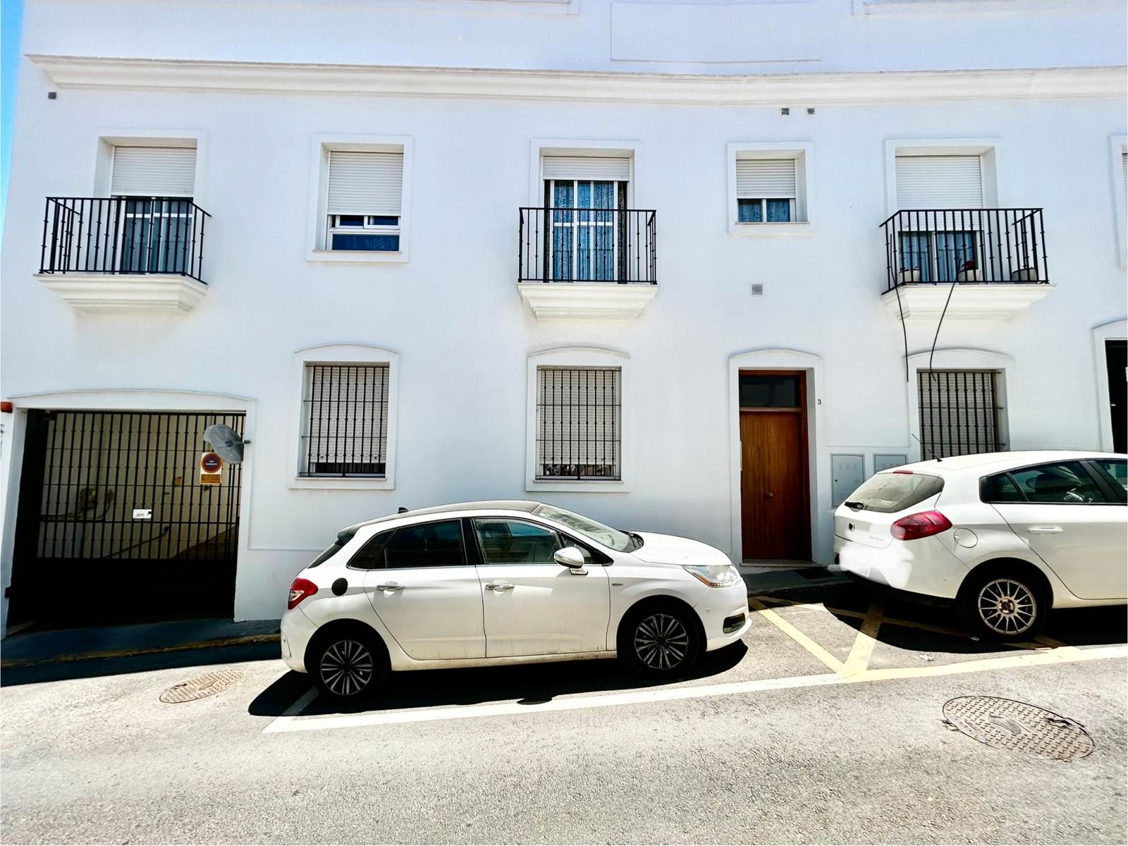Vista exterior de Apartament en venda en Chiclana de la Frontera amb Aire condicionat, Traster i Forn