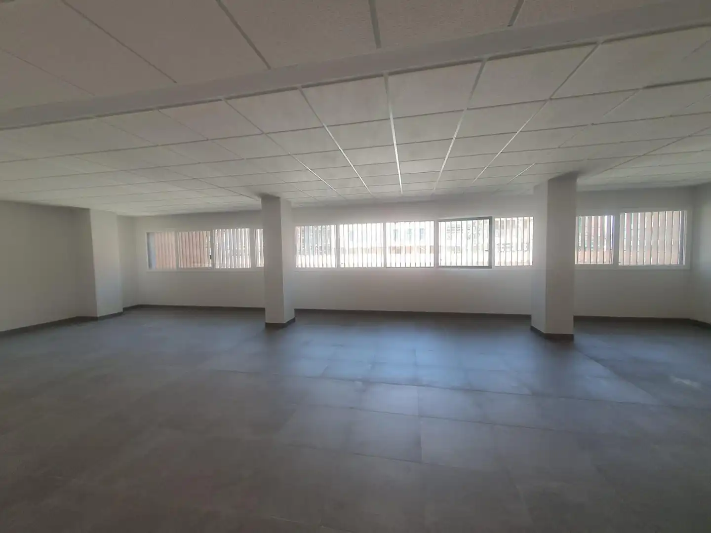 Oficina en venta en Sevilla