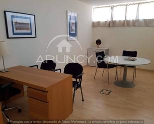 Office to rent in  Sevilla Capital  with Air Conditioner