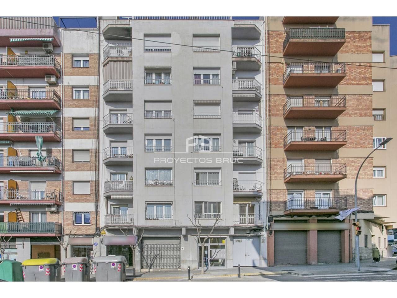 Vista exterior de Pis en venda en Igualada