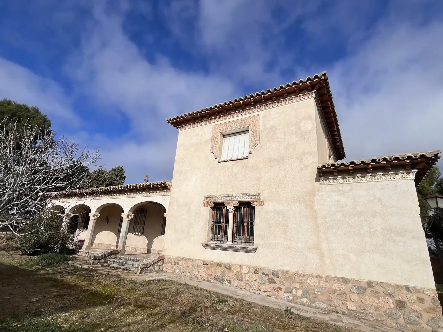 Houses for sale in Cobisa