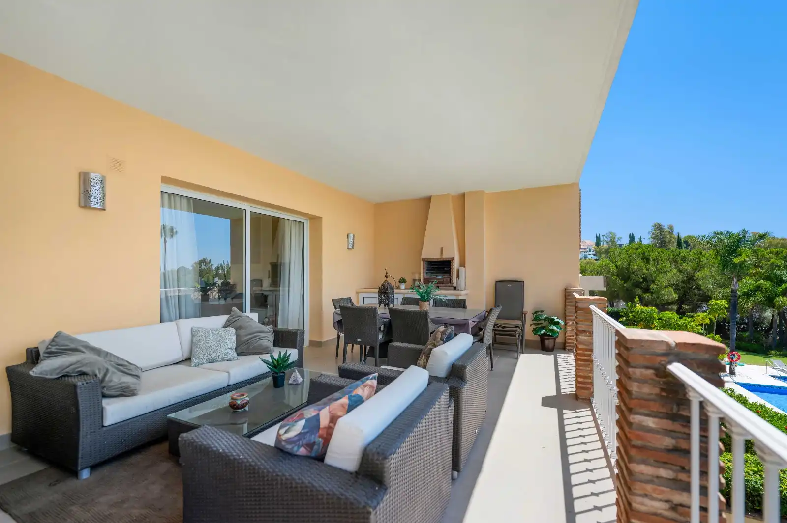 Terrassa de Apartament en venda en Marbella amb Aire condicionat, Terrassa i Moblat